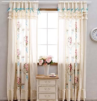 Шторы в тон обоям