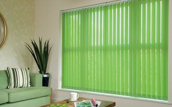 Вертикальные жалюзи в интерьере